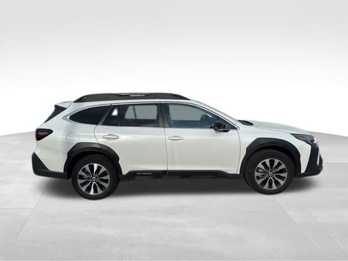 Used 2024 Subaru Outback Limited AWD/4WD image 2