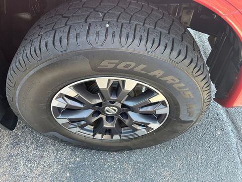 Used 2017 Nissan Titan PRO-4X AWD/4WD image 12