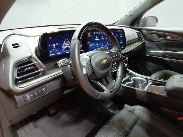 Used 2026 Chevrolet Traverse High Country w/ LPO, Floor Liner Package AWD/4WD image 29