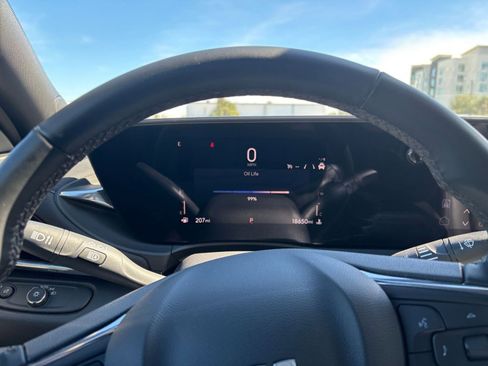 Used 2025 Buick Envista Sport Touring image 40