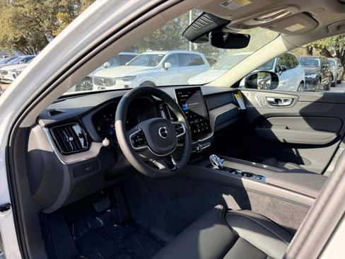 Used 2026 Volvo XC60 B5 Ultra w/ Climate Package AWD/4WD image 11