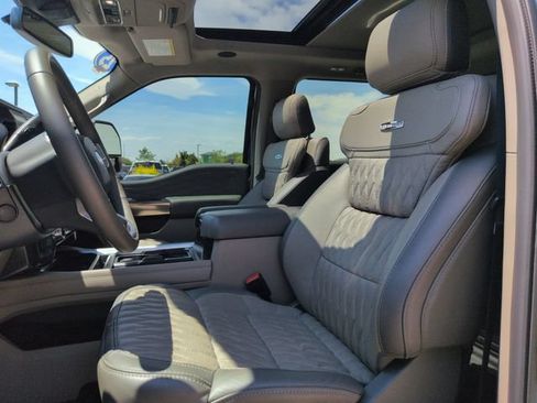 Certified 2025 Ford F350 Platinum w/ Platinum Plus Package AWD/4WD image 24