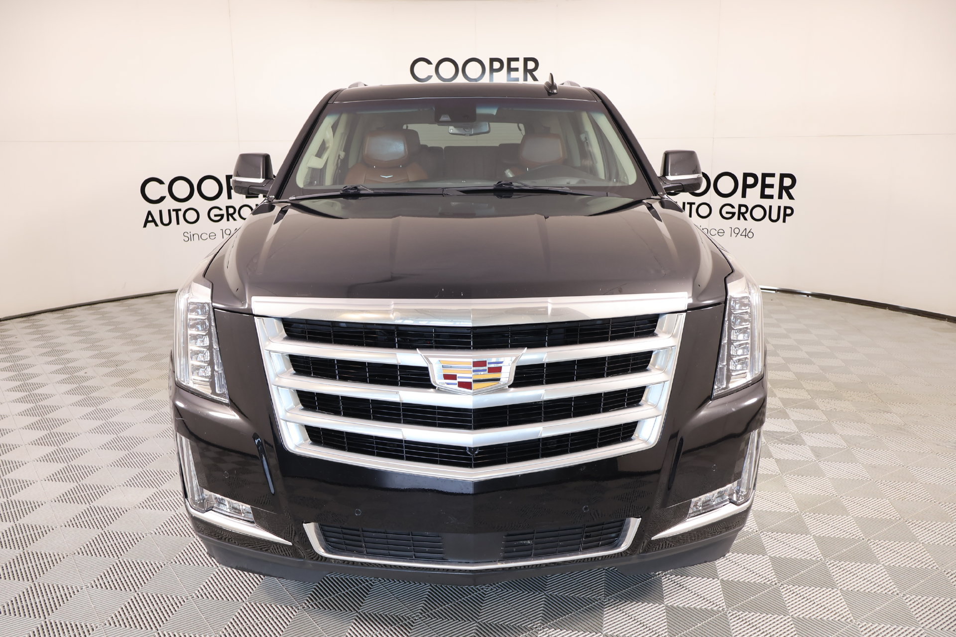 Used 2020 Cadillac Escalade Premium Luxury AWD/4WD image 10