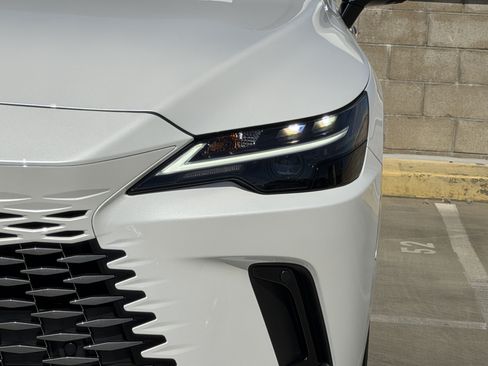 New 2026 Lexus RX 350 w/ Convenience Package AWD/4WD image 6