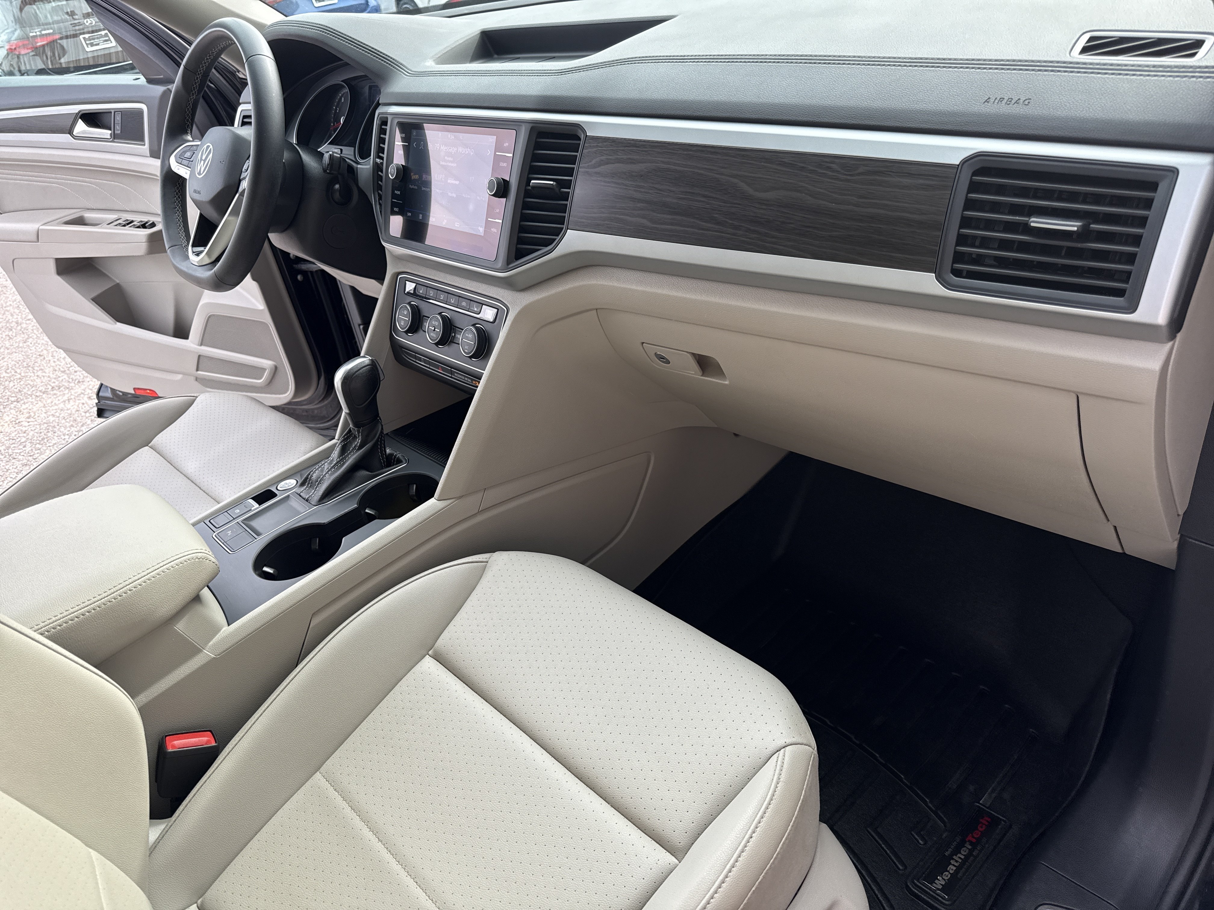 Used 2021 Volkswagen Atlas SE FWD image 16