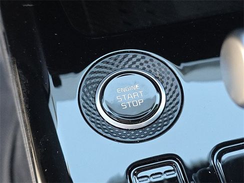 Certified 2024 Kia Niro SX image 35