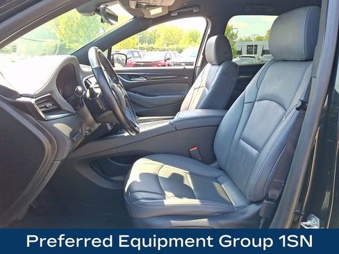 Used 2024 Buick Enclave Premium AWD/4WD image 2