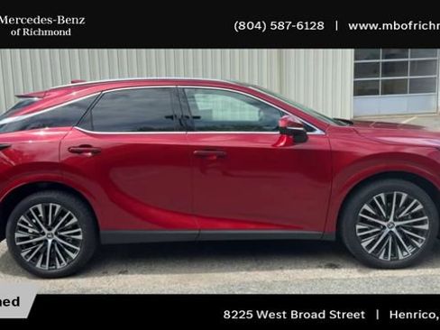 Used 2023 Lexus RX 350 w/ Accessory Package (2T) AWD/4WD image 3
