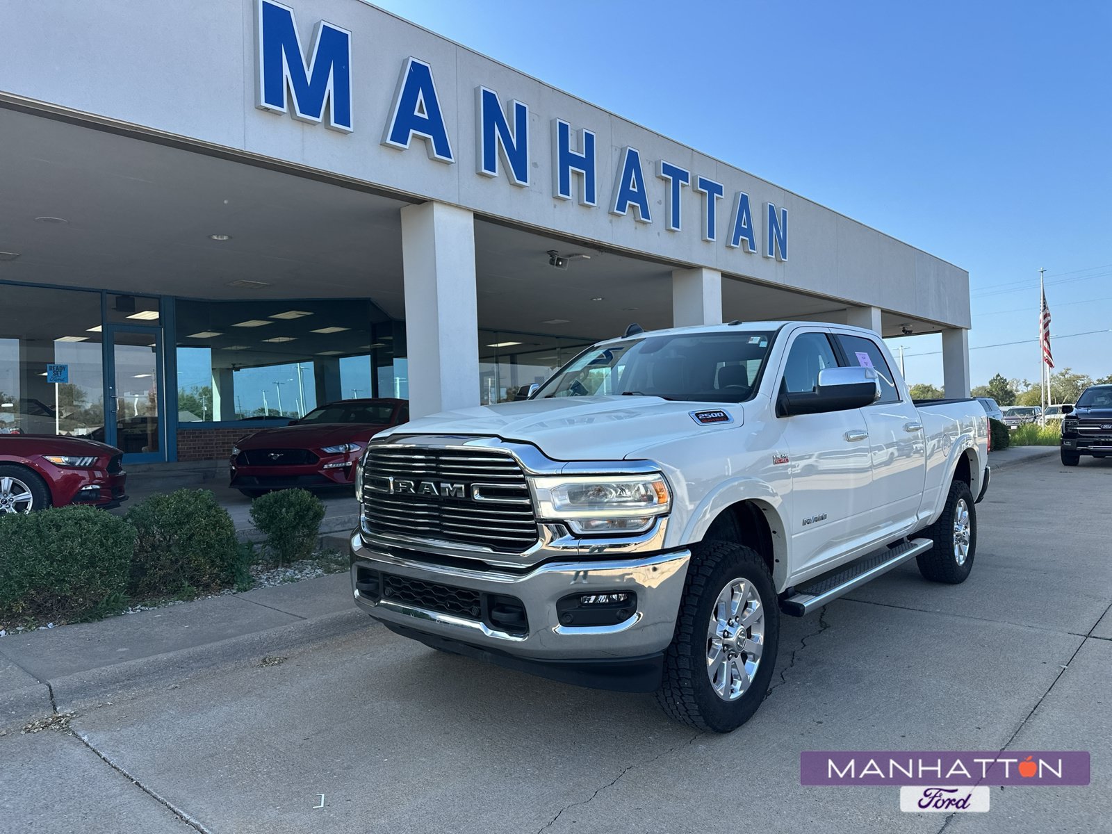 Used 2022 RAM 2500 Laramie AWD/4WD image 1