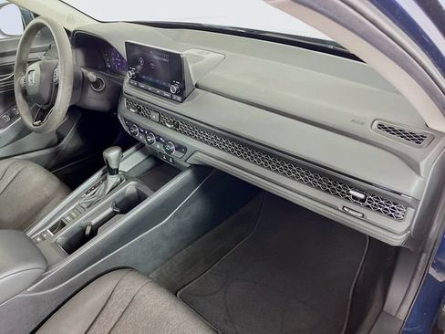 Used 2023 Honda Accord EX image 29