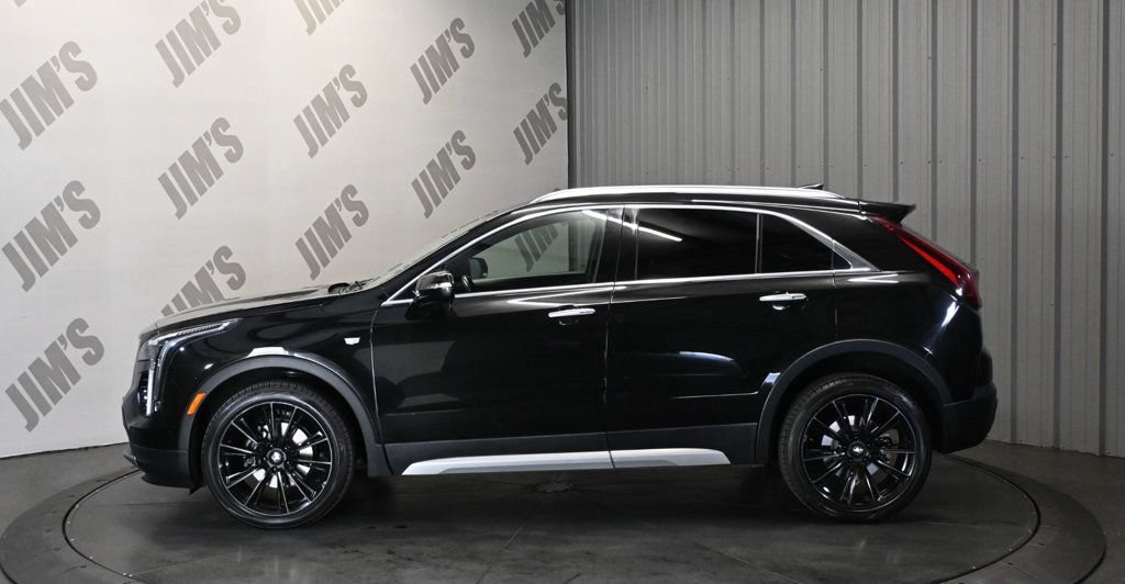 Used 2023 Cadillac XT4 Premium Luxury w/ Technology Package FWD image 5