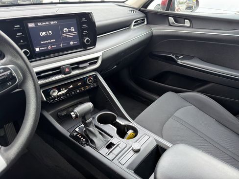 Used 2022 Kia K5 LXS image 22