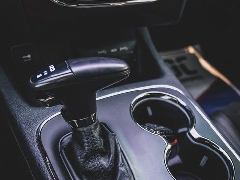 Used 2019 Dodge Durango GT image 16