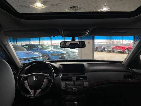 Used 2011 Honda Crosstour EX-L image 23