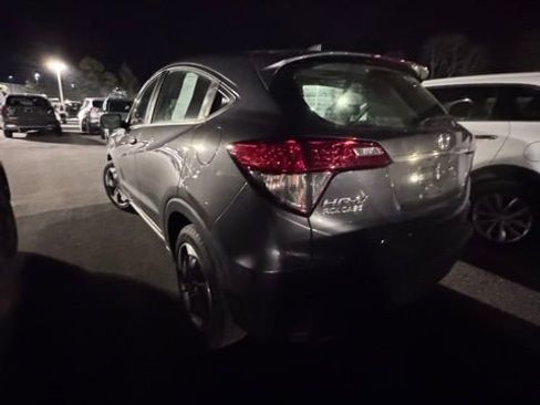 Used 2019 Honda HR-V LX image 4