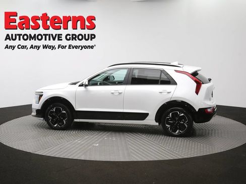 Used 2023 Kia Niro Wind FWD image 59