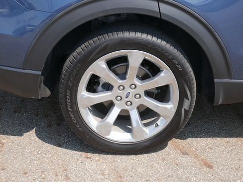 Used 2020 Ford Explorer Platinum w/ Premium Technology Package AWD/4WD image 14