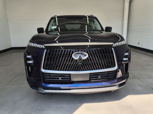 New 2025 INFINITI QX80 Luxe image 6