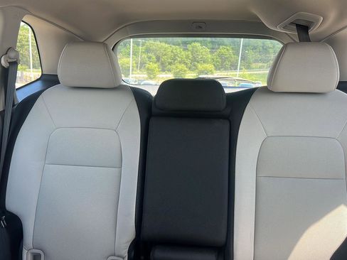 Used 2023 Honda CR-V LX image 15