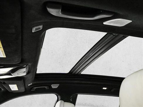 Used 2025 BMW X7 xDrive40i w/ Executive Package image 16