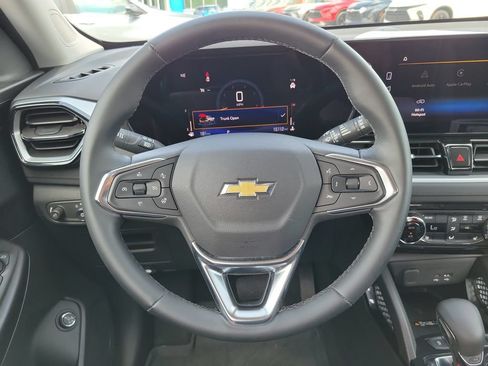 Used 2024 Chevrolet TrailBlazer LT w/ Convenience Package FWD image 28