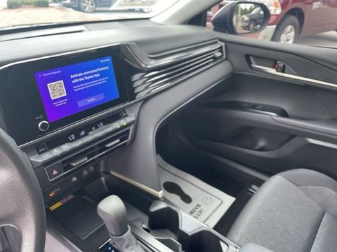 Used 2025 Toyota Camry LE FWD image 15