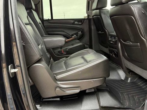 Used 2016 Chevrolet Suburban LTZ image 12