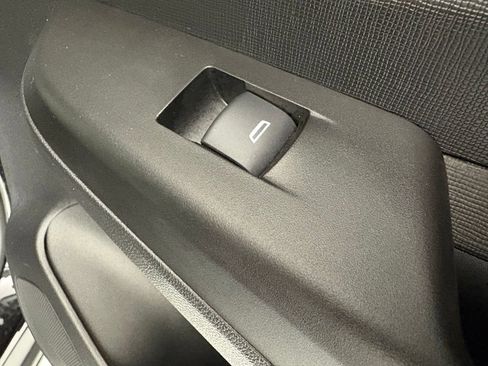 Used 2026 Buick Envista Preferred FWD image 16
