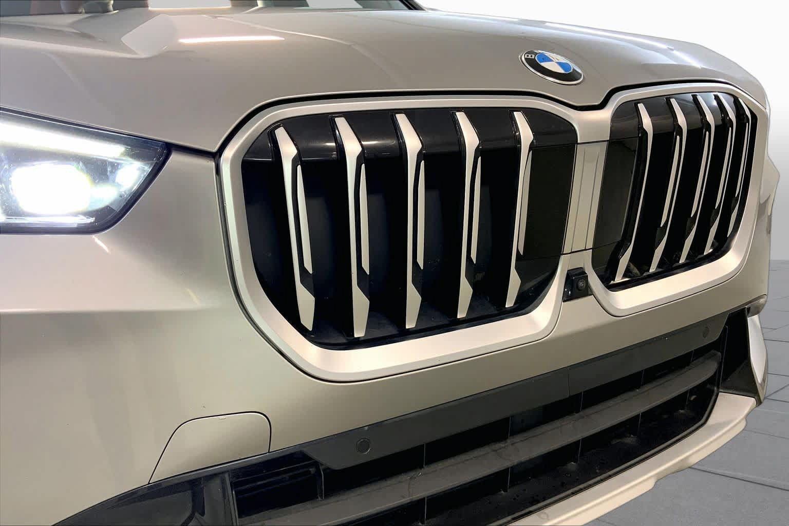 Used 2025 BMW X1 xDrive28i w/ Premium Package AWD/4WD image 32