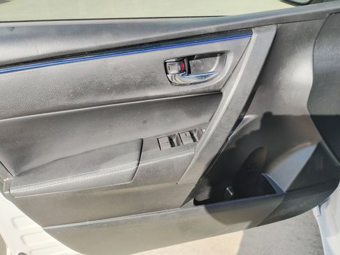 Used 2019 Toyota Corolla SE image 36