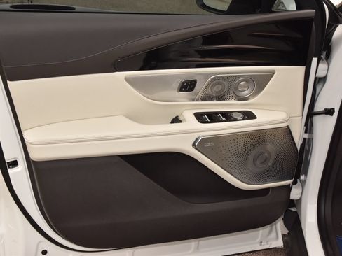 New 2026 Lincoln Nautilus Black Label AWD/4WD image 36