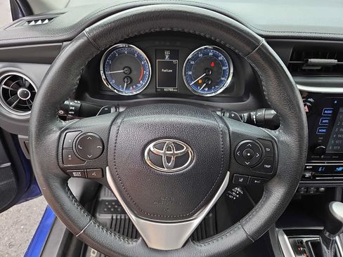 Used 2018 Toyota Corolla XSE FWD image 20