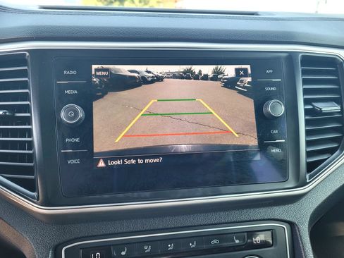 Used 2019 Volkswagen Atlas SE FWD image 13