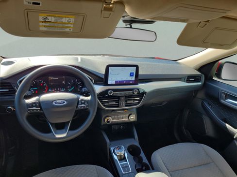 Used 2020 Ford Escape SE image 19