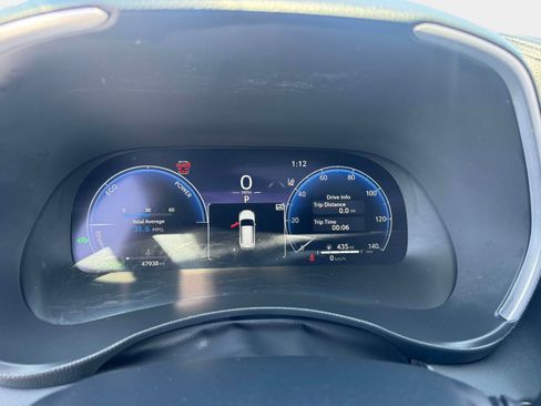 Used 2023 Toyota Highlander Limited image 32