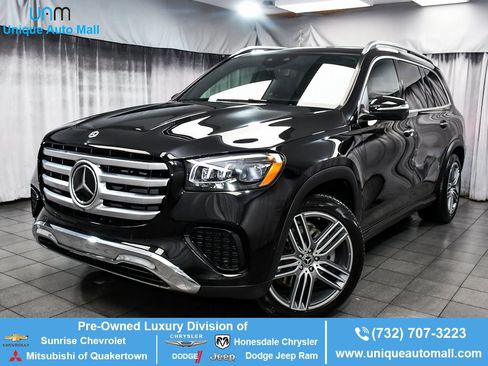 Used 2025 Mercedes-Benz GLS 450 GLS 450 image 1
