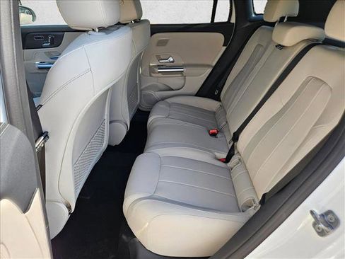 New 2026 Mercedes-Benz GLA 250 image 15