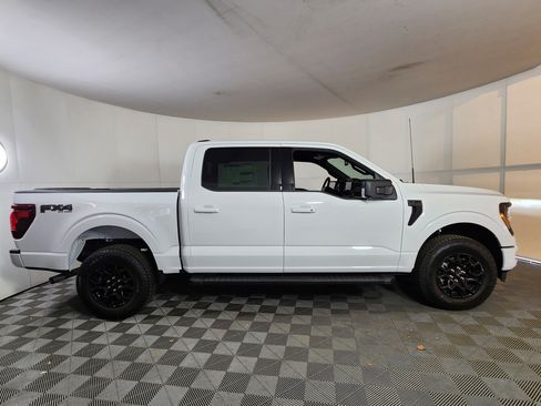 New 2025 Ford F150 XLT w/ Equipment Group 302A MID image 9