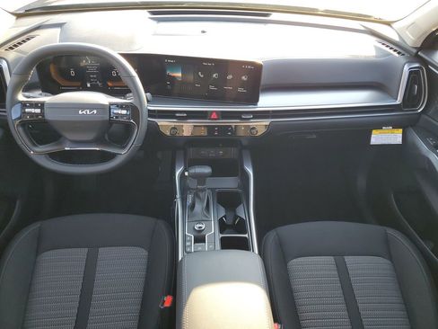 New 2026 Kia Sorento LX image 24