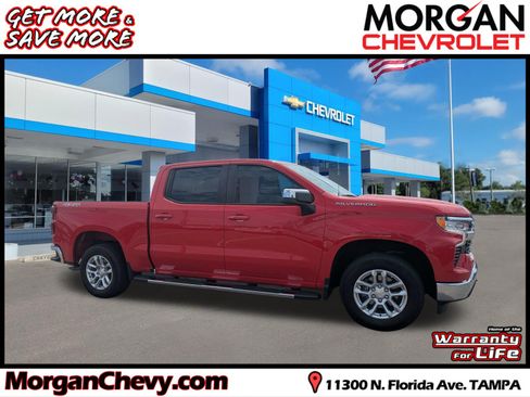 Used 2023 Chevrolet Silverado 1500 LT w/ Leather Package AWD/4WD image 1