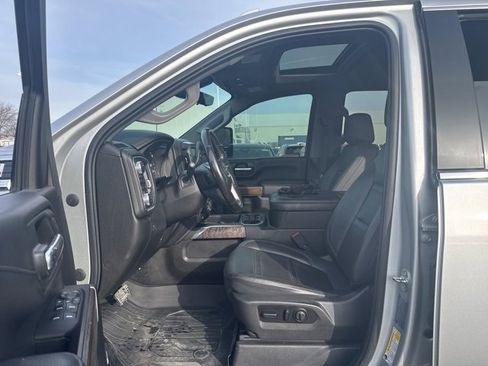 Used 2021 GMC Sierra 3500 Denali w/ Denali Ultimate Package image 2