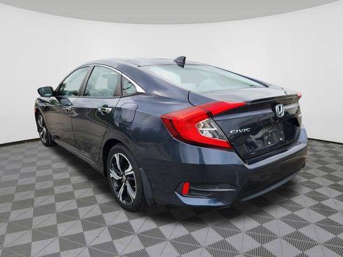 Used 2016 Honda Civic Touring image 3