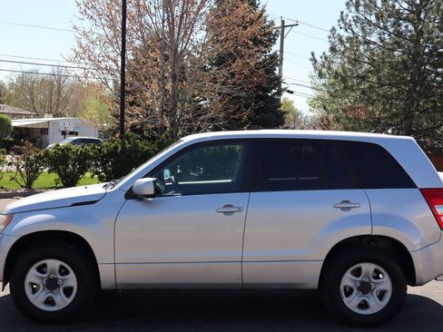 Used 2010 Suzuki Grand Vitara Premium image 9