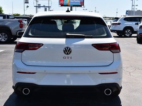 New 2026 Volkswagen GTI SE FWD image 6