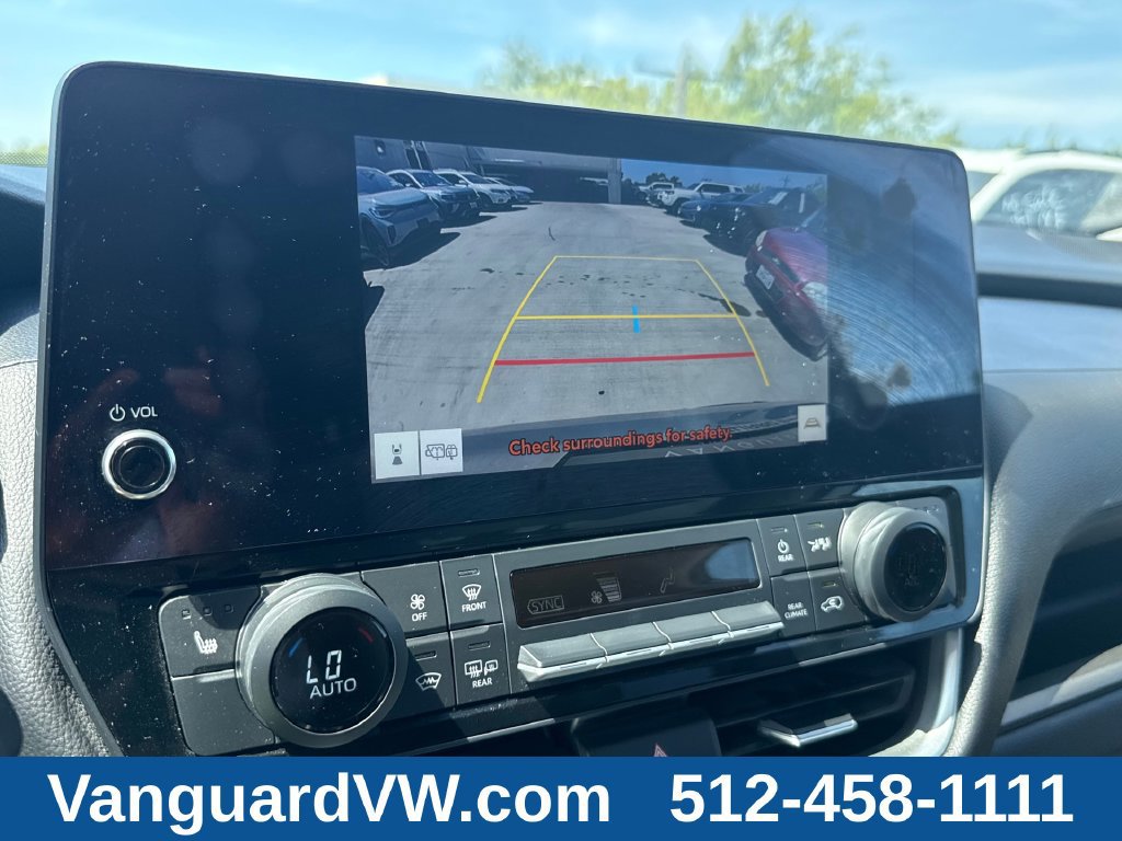 Used 2024 Toyota Grand Highlander FWD image 17