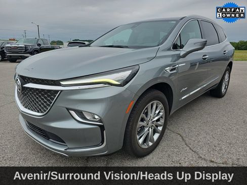 Used 2023 Buick Enclave Avenir w/ LPO, Floor Liner Package FWD image 3