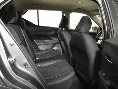 Certified 2022 Nissan Kicks SV image 27