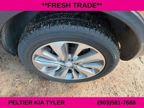 Used 2019 Buick Encore Preferred image 9