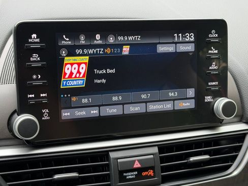 Used 2019 Honda Accord EX image 24