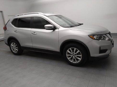 Used 2019 Nissan Rogue SV image 11